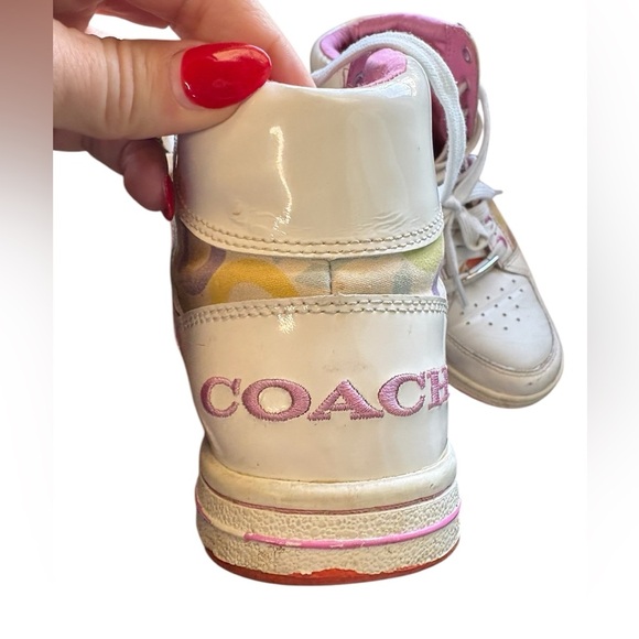 COACH women’s Vintage "Norra" Sneaker
High Tops white pink sz 6M preloved - Picture 3 of 11